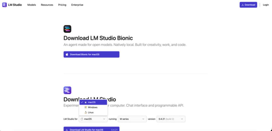 رابط کاربری وب‌سایت LM Studio برای دانلود مدل‌های هوش مصنوعی
