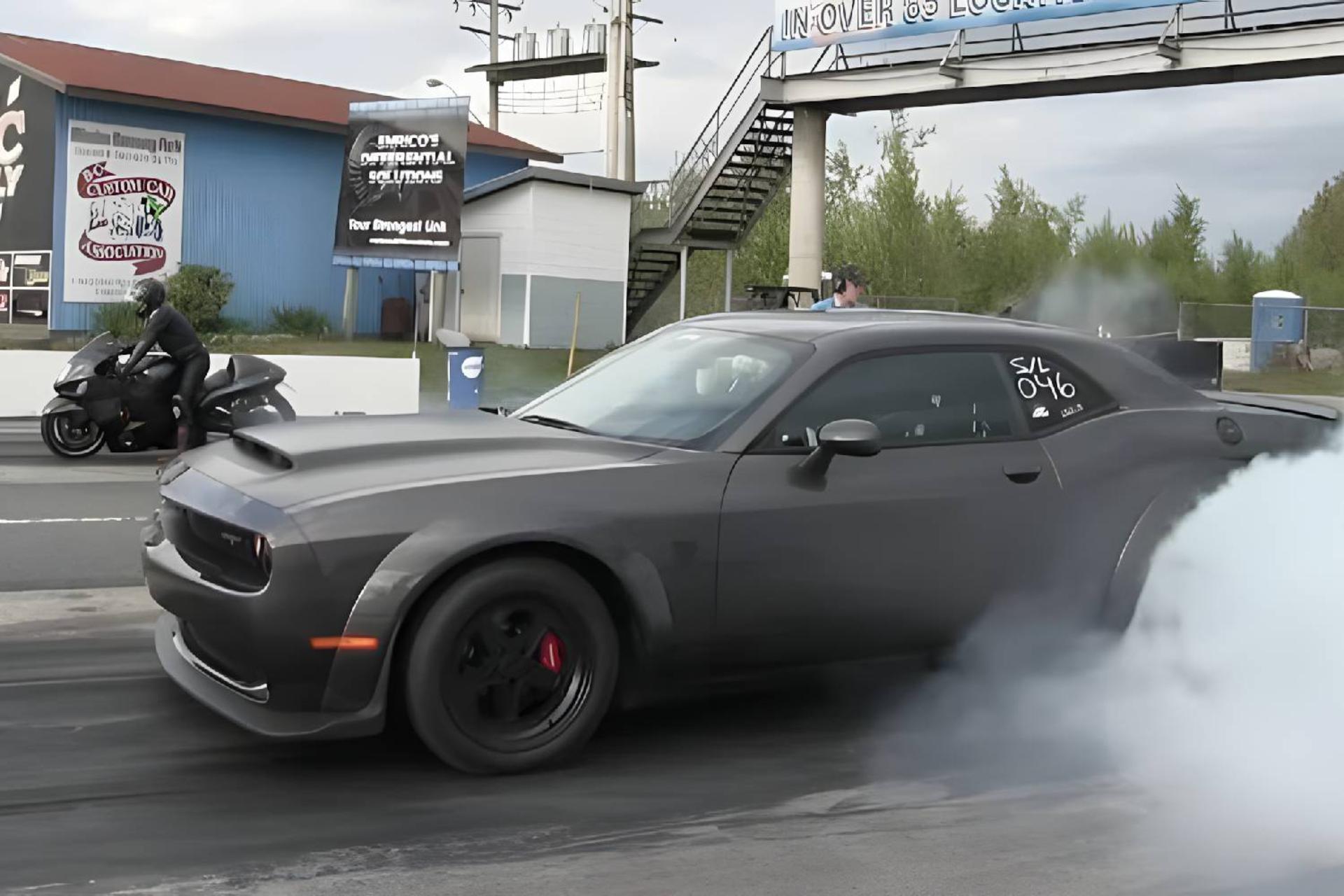 درگ بین خودرو و موتورسیکلت