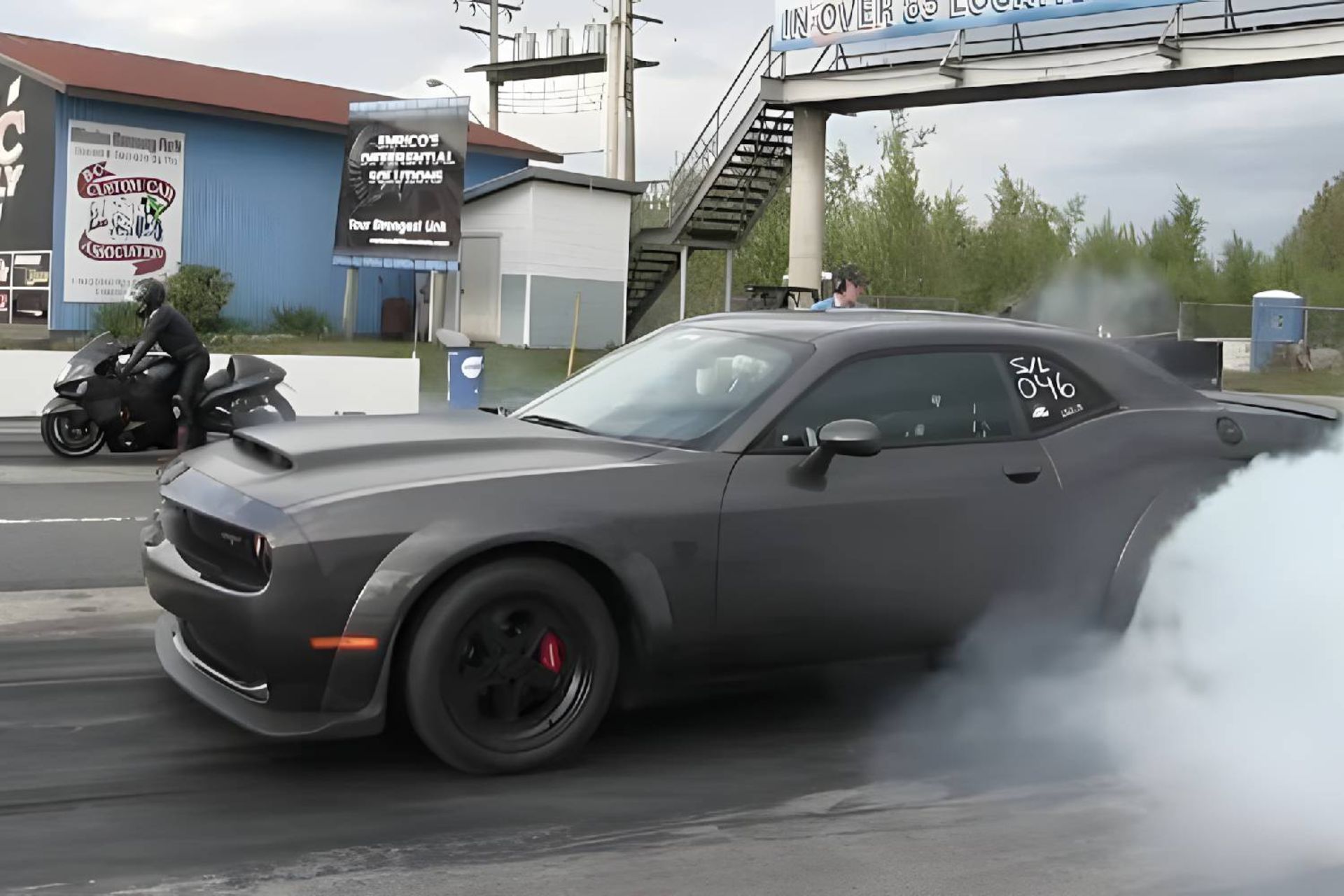 درگ بین خودرو و موتورسیکلت