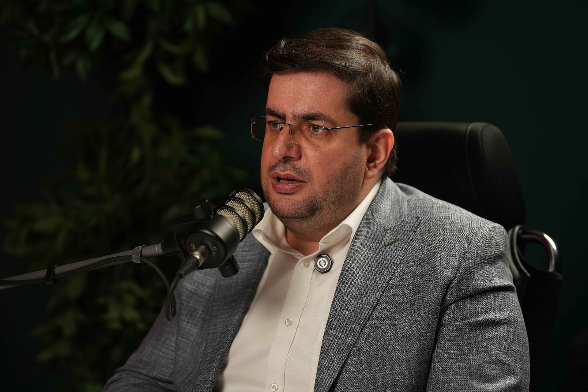 مدیرعامل شاتل‌موبایل: ۸ سال سرکوب تعرفه‌ای صنعت موبایل را قفل کرده است
