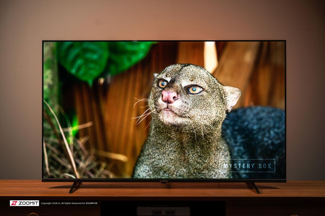 پخش فیلم با تلویزیون ایکس‌ویژن XCU700