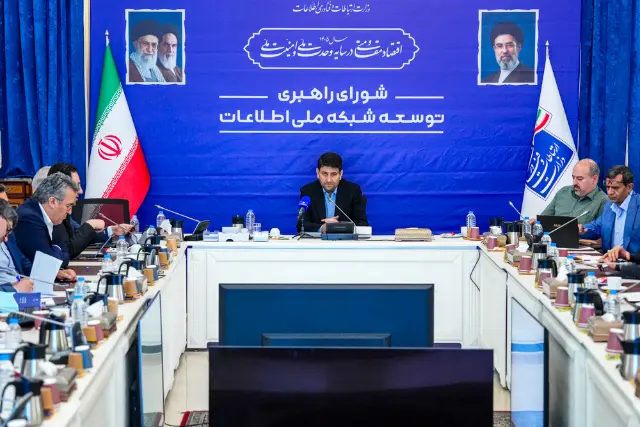 وزیر ارتباطات: مخالف ایجاد انحصار در حوزه فضای مجازی هستیم