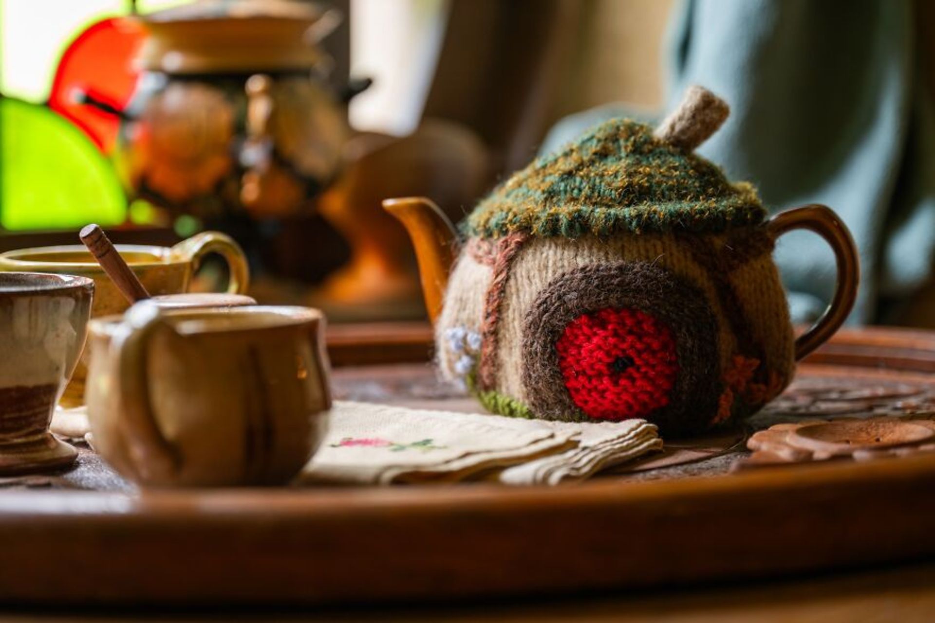 قوری چای در خانه هابیت