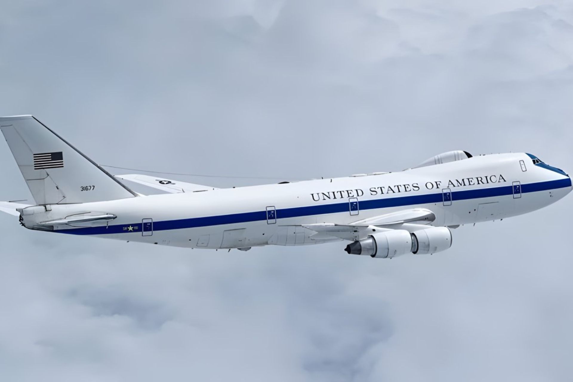 هواپیمای E-4B Nightwatch