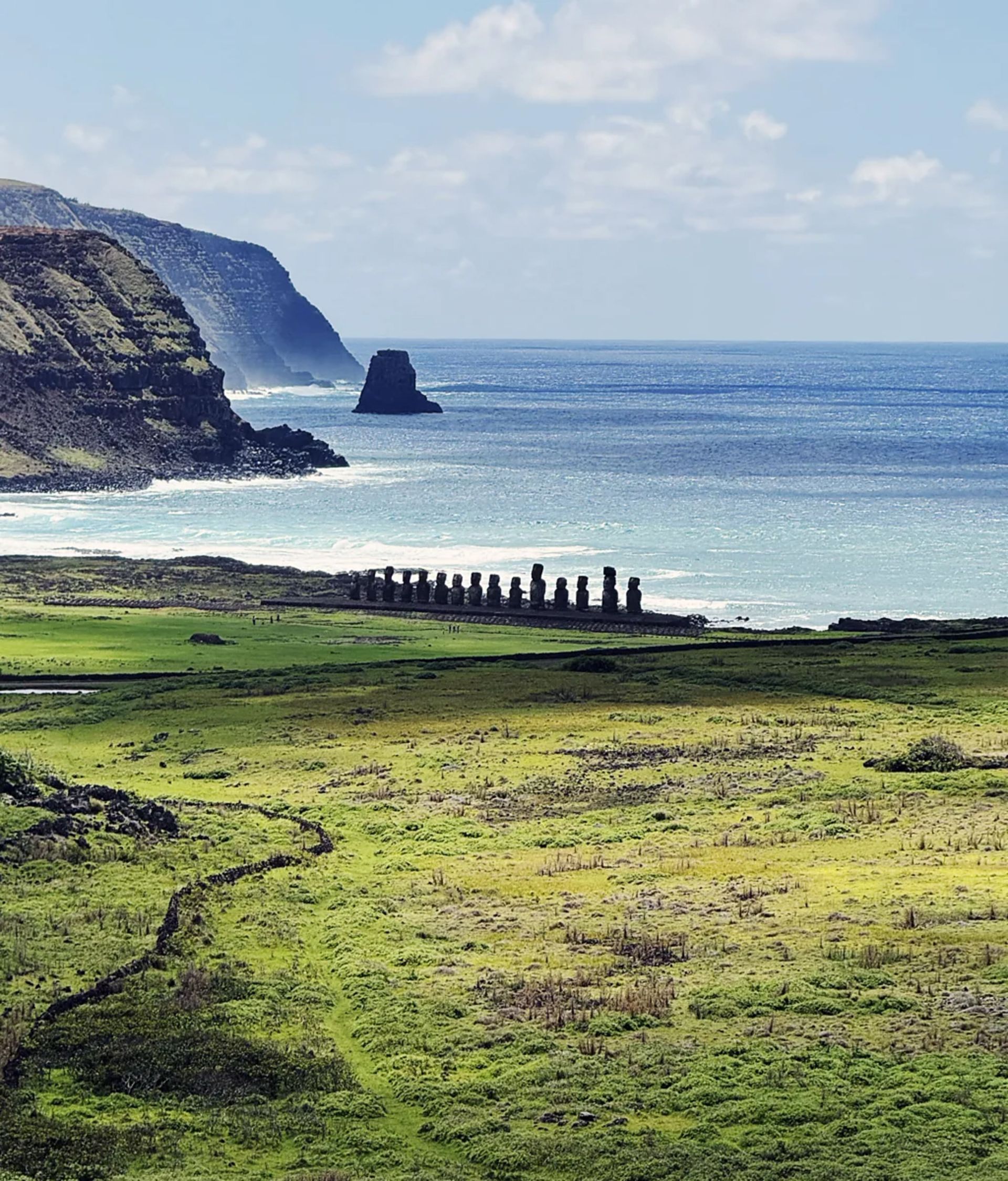 مجسمه‌های موآی در جزیره ایستر