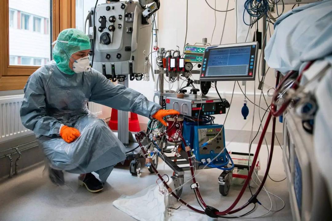دستگاه ECMO