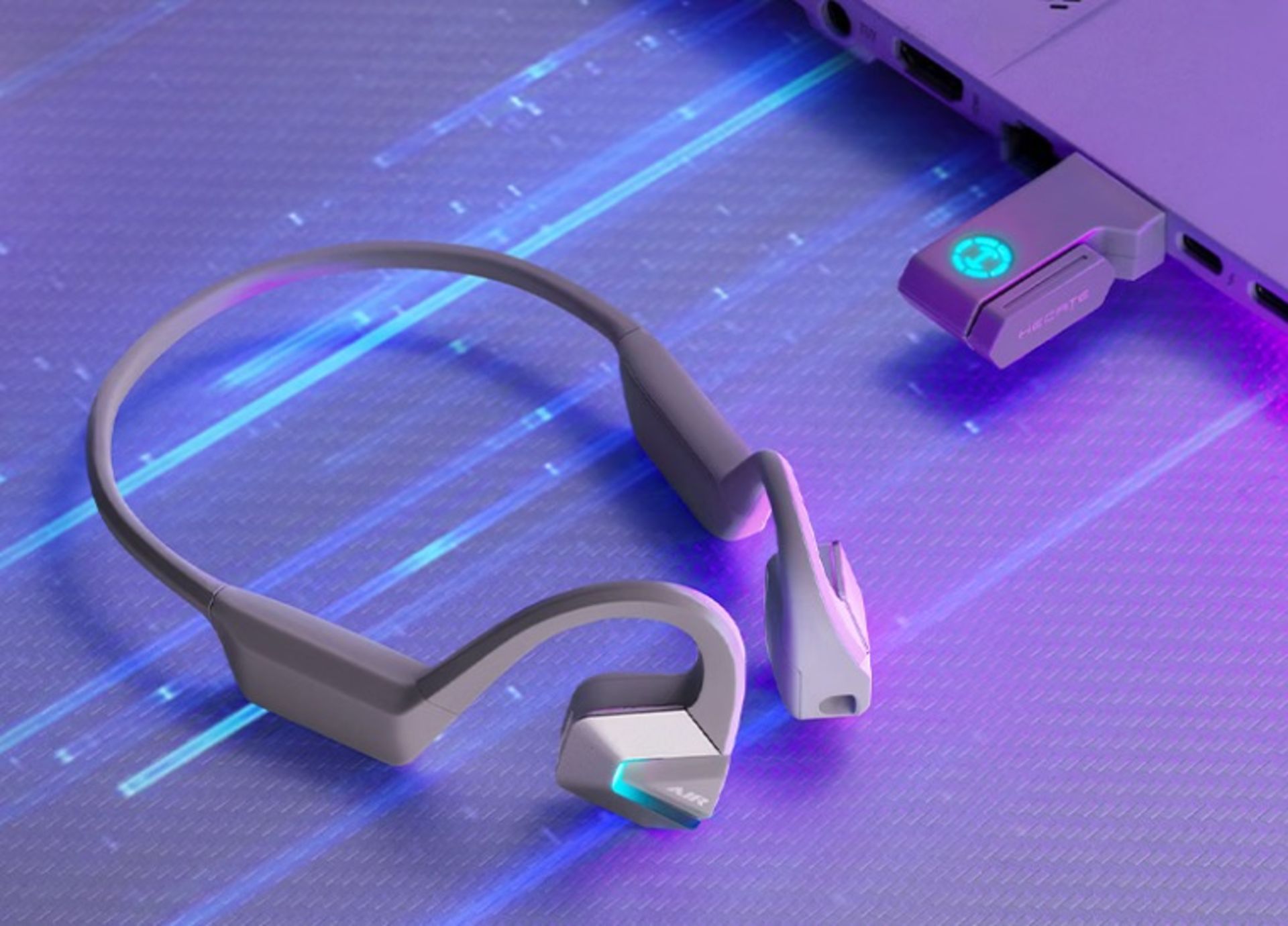 هدفون ادیفایر Hecate Air 3 کنار دانگل