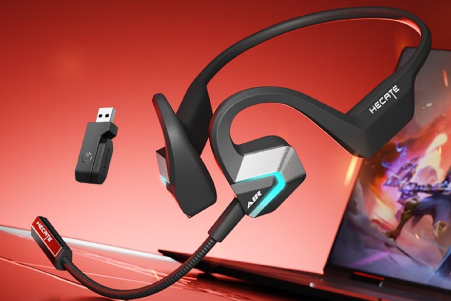 هدفون ادیفایر Hecate Air 3 کنار لپ‌تاپ و دانگل 