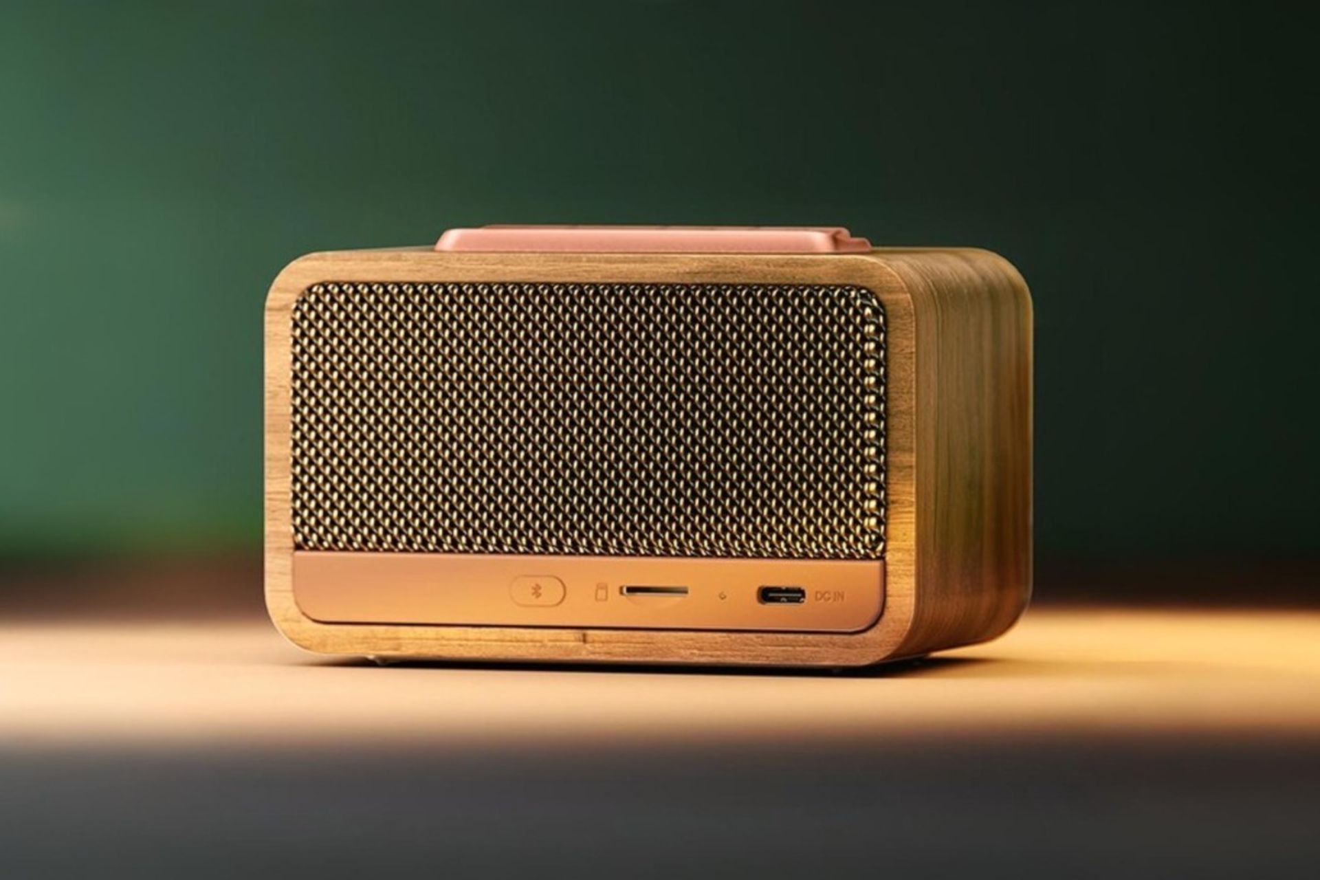 اسپیکر کوچک M130 با بلوتوث ۶ و ۱۱ ساعت شارژدهی معرفی شد