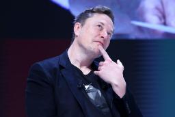 ایلان ماسک / Elon Musk در حال تفکر