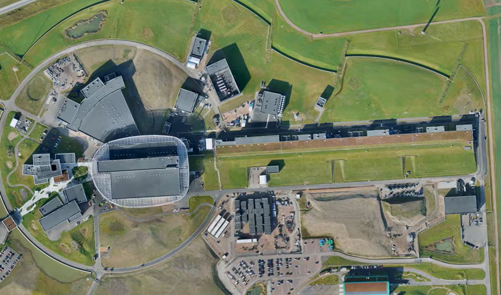 نمای هوایی تونل ESS