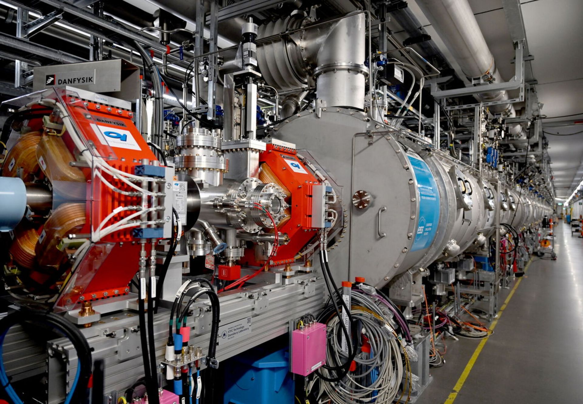 واحدهای مغناطیسی Linac Warm Units