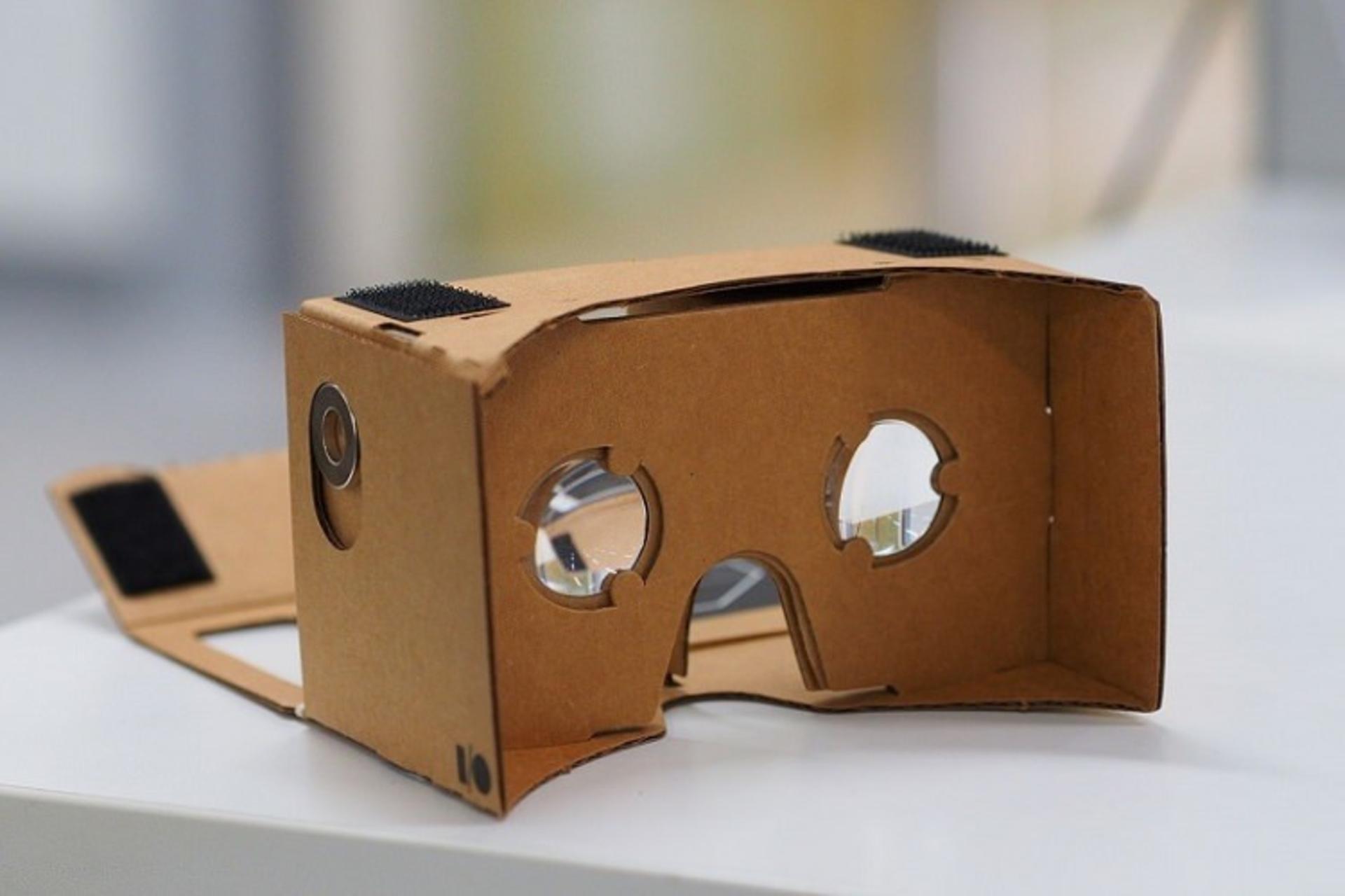 Cardboard  گوگل