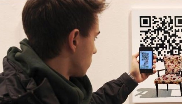 کد QR چیست؟ چه کاربردهایی دارد؟ - زومیت