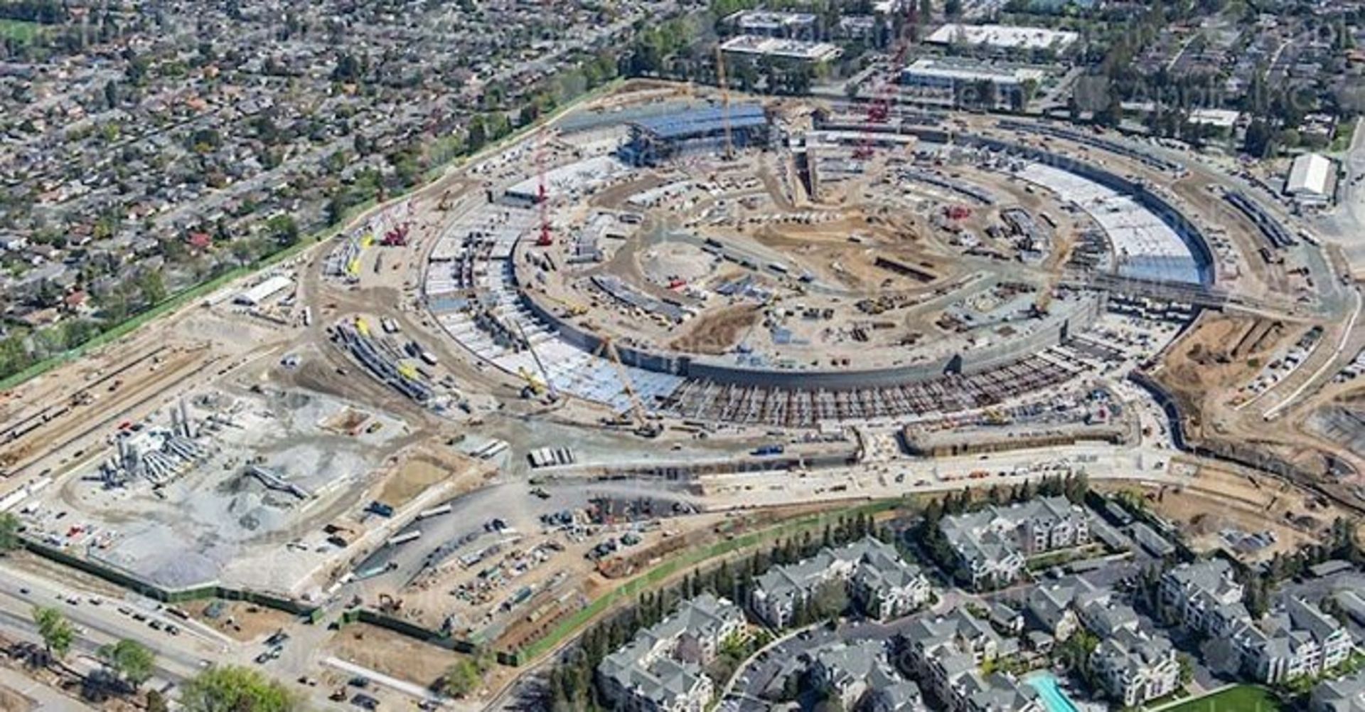 مقر جدید اپل