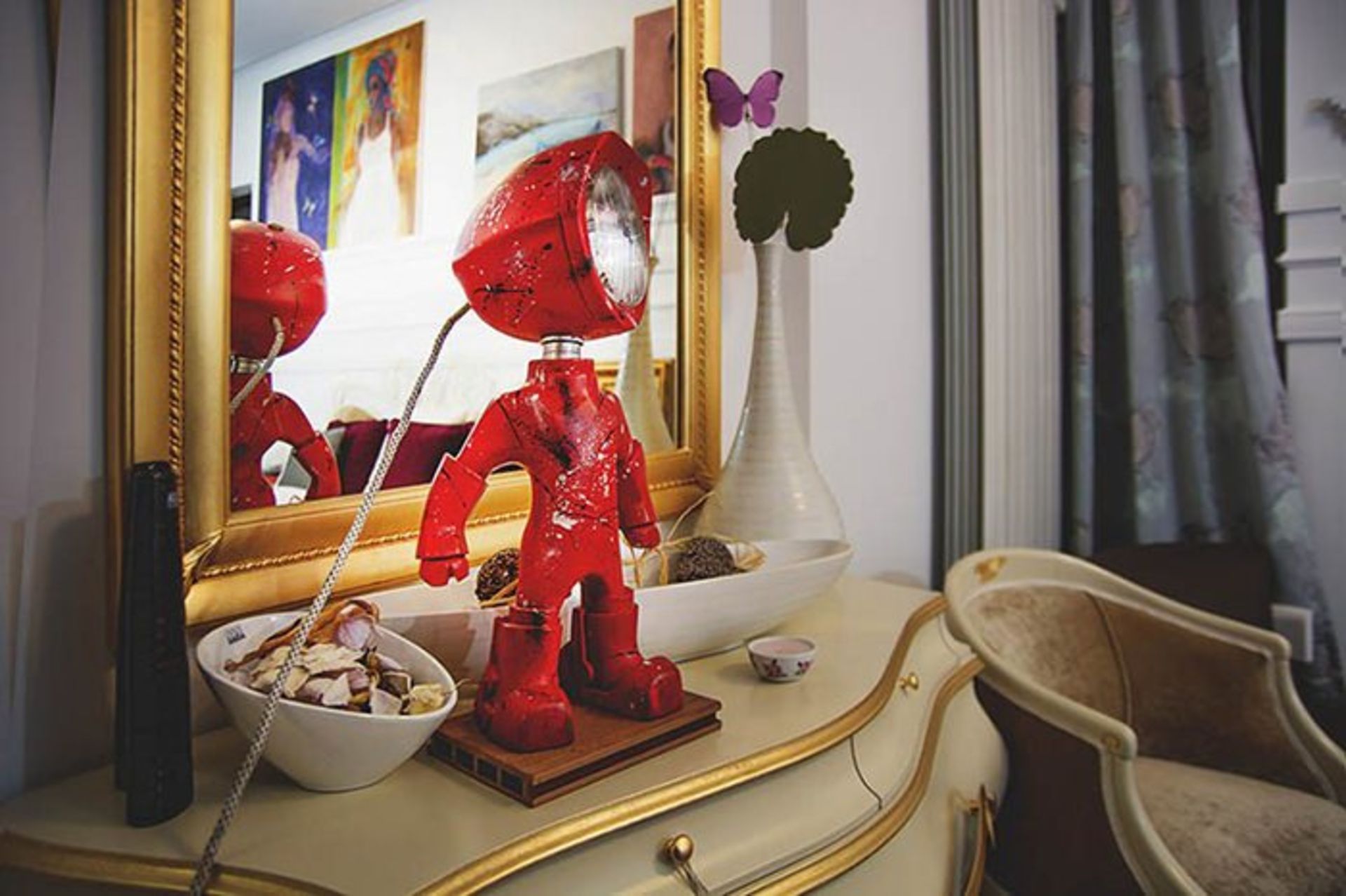 لامپستر، چراغ رباتی