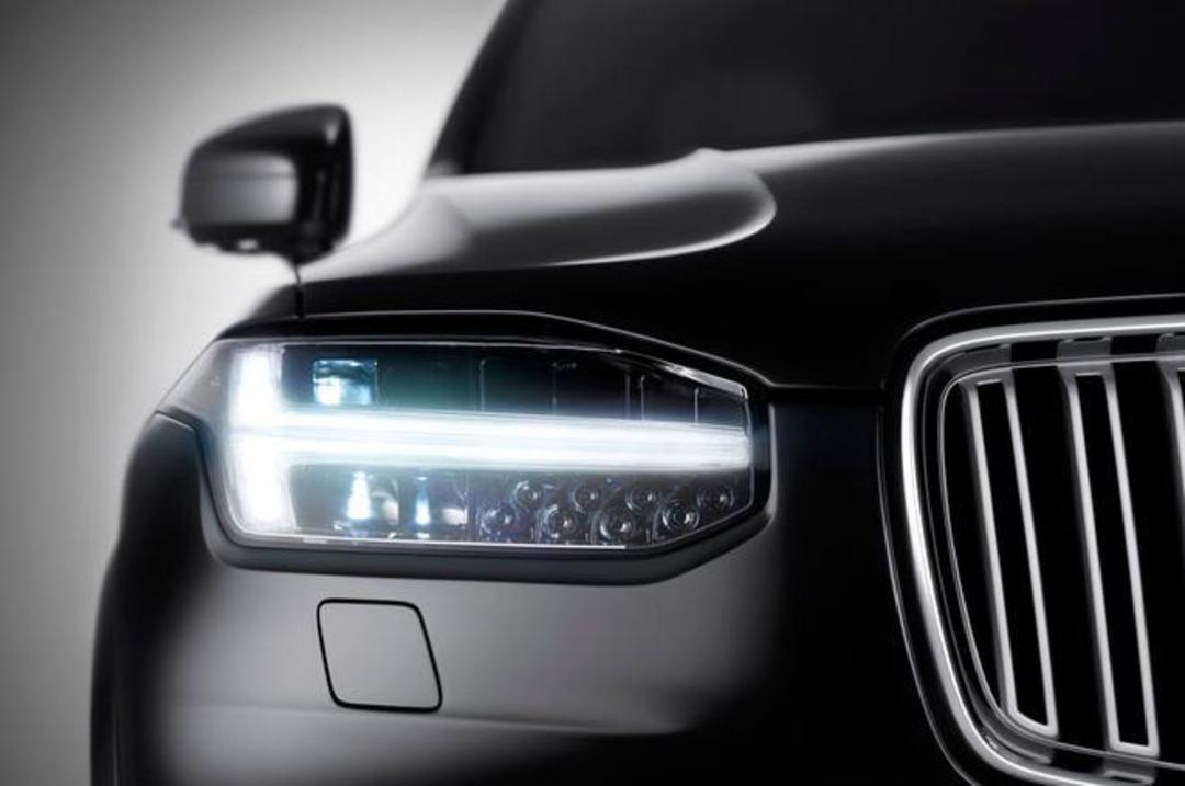 چراغ جلو ولوو XC90