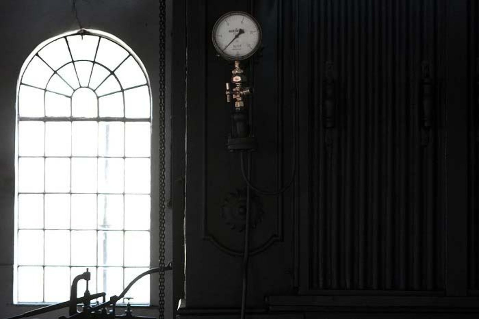 ایستگاه پمپاژ اب