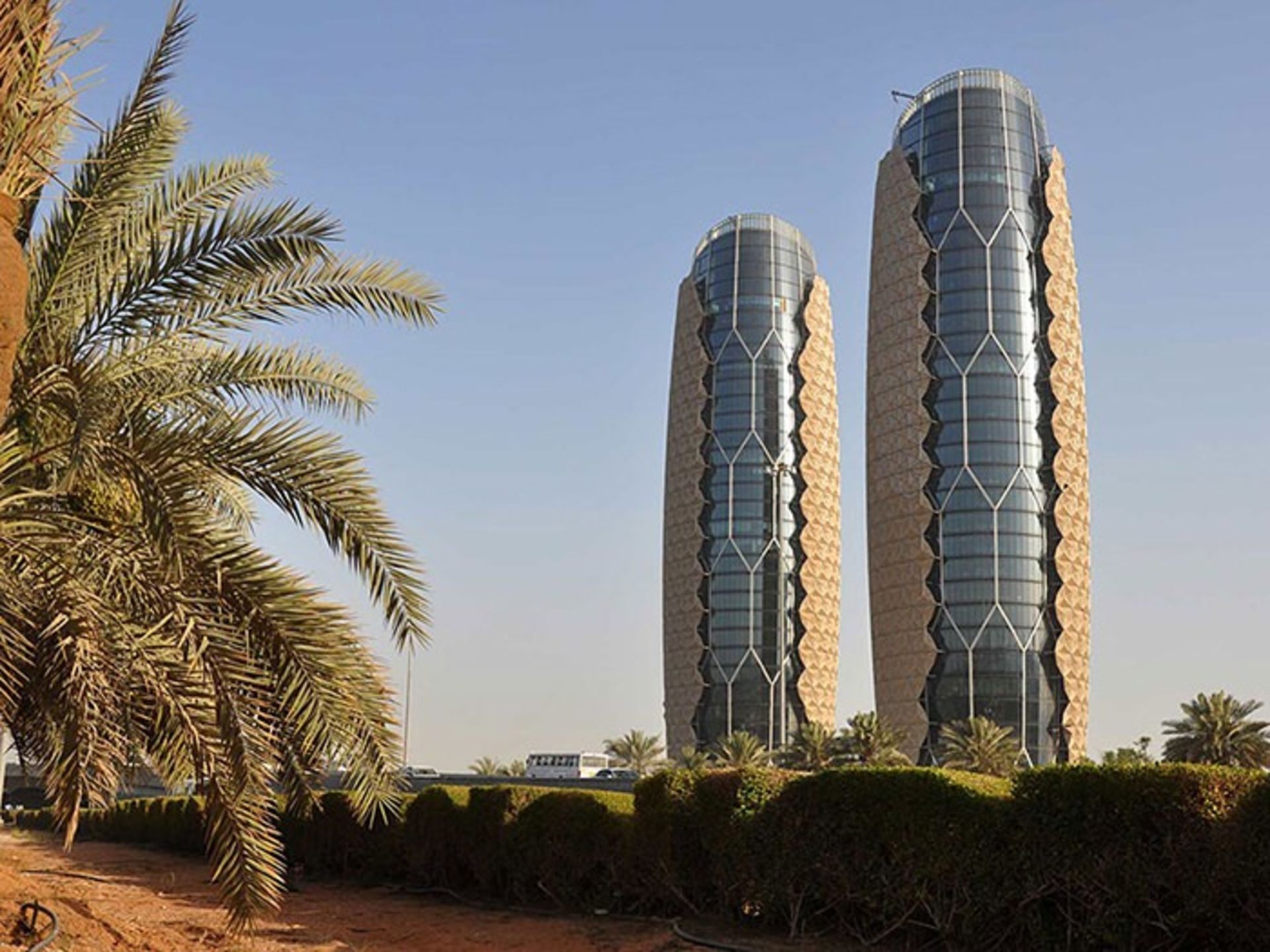 برج‌های اداری دوقلوی ابوظبی