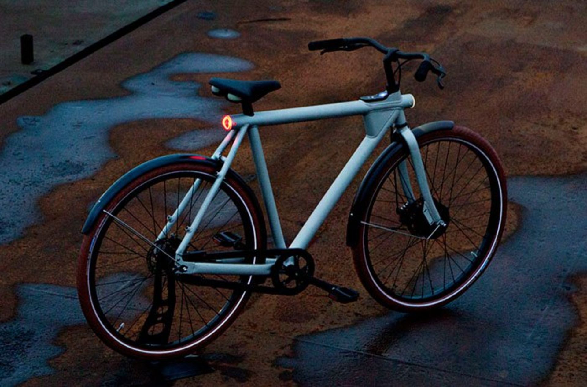 electrified vanmoof e7be4