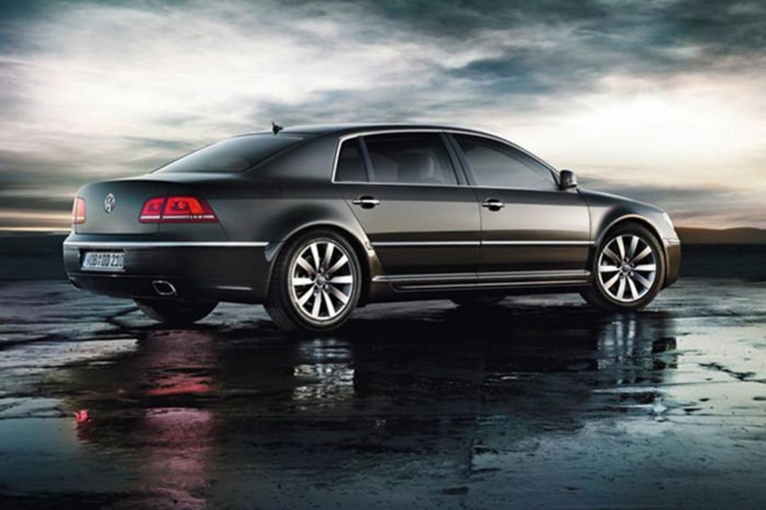 فولکس واگن فیتون