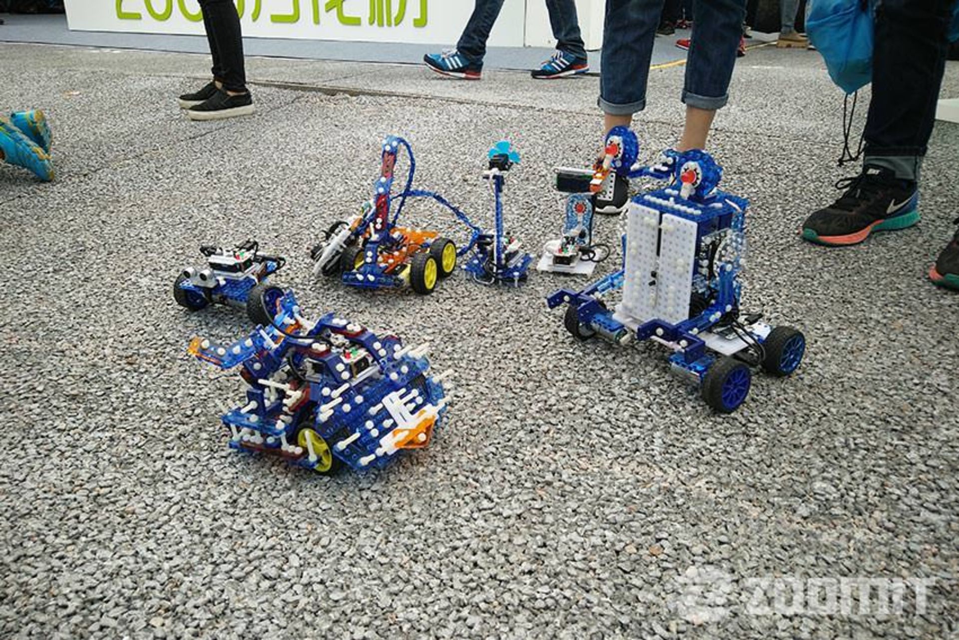 honor aniversary 2015 zoomit 13 9ad18