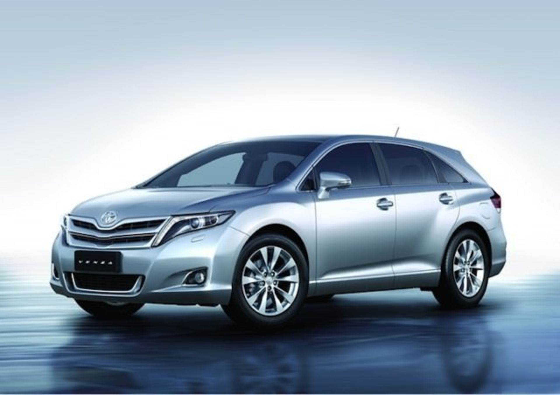 2015 toyota venza 100474613 m e7f92 تویوتا ونزا