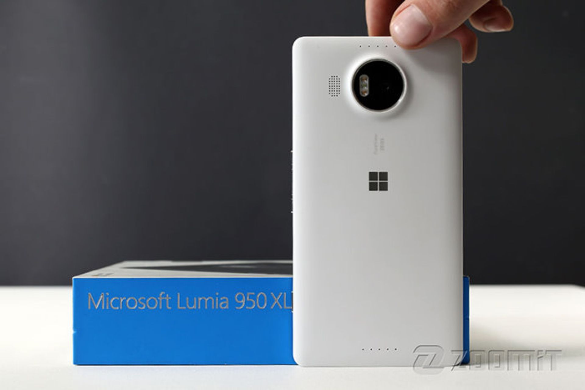بررسی لومیا 950 ایکس ال مایکروسافت (Microsoft Lumia 950 XL)