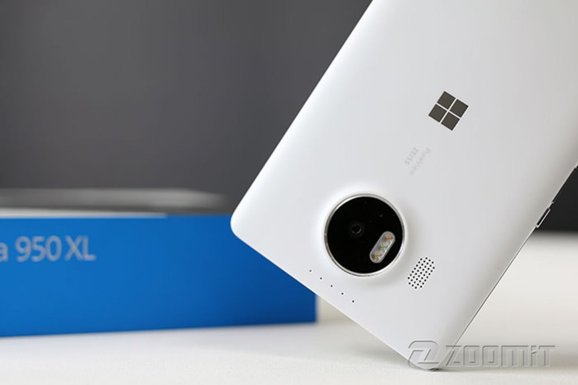 بررسی لومیا 950 ایکس ال مایکروسافت (Microsoft Lumia 950 XL)