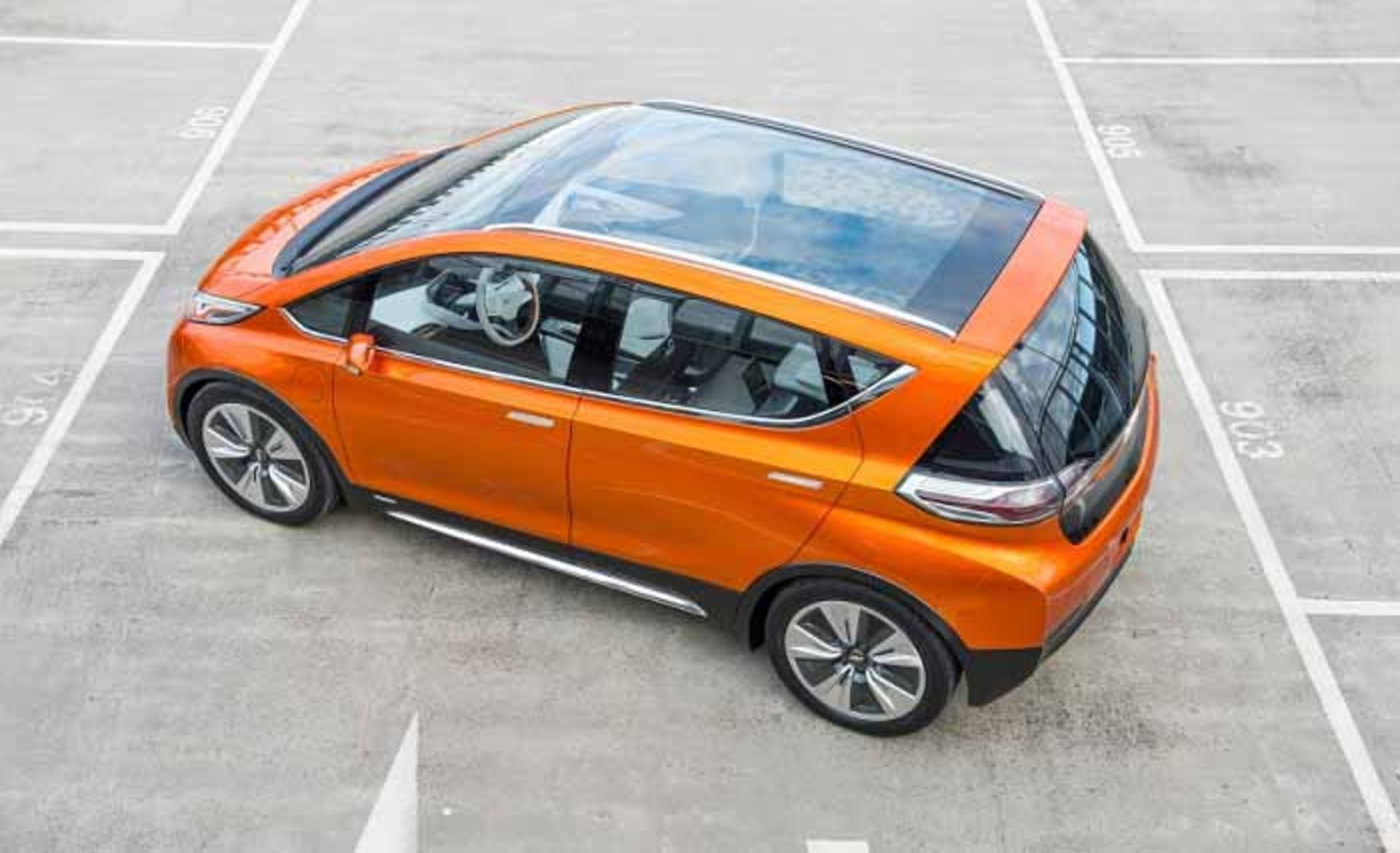 2018 chevrolet bolt concept 404  بولت