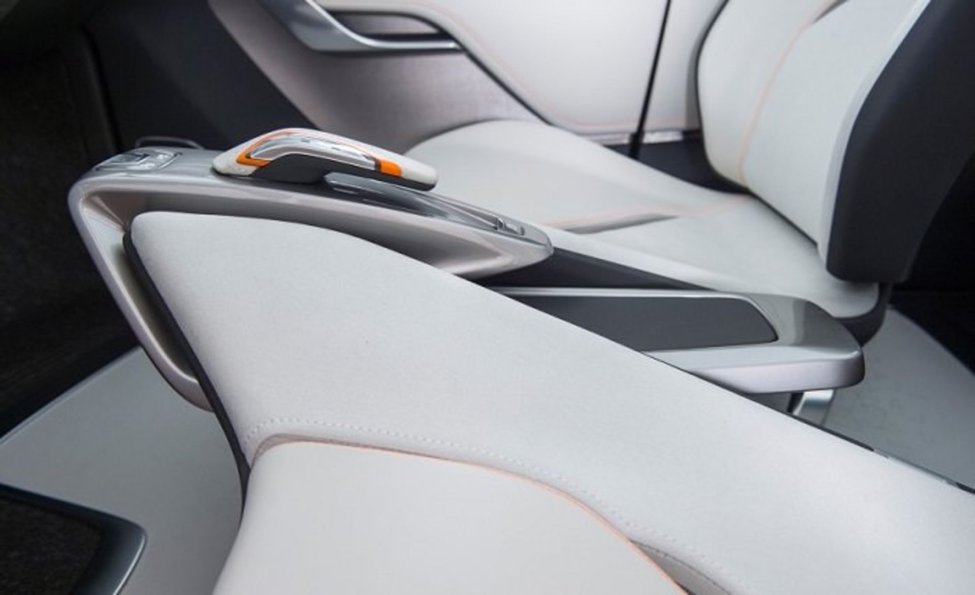 2018 chevrolet bolt concept 407 876x535 59f11 بولت