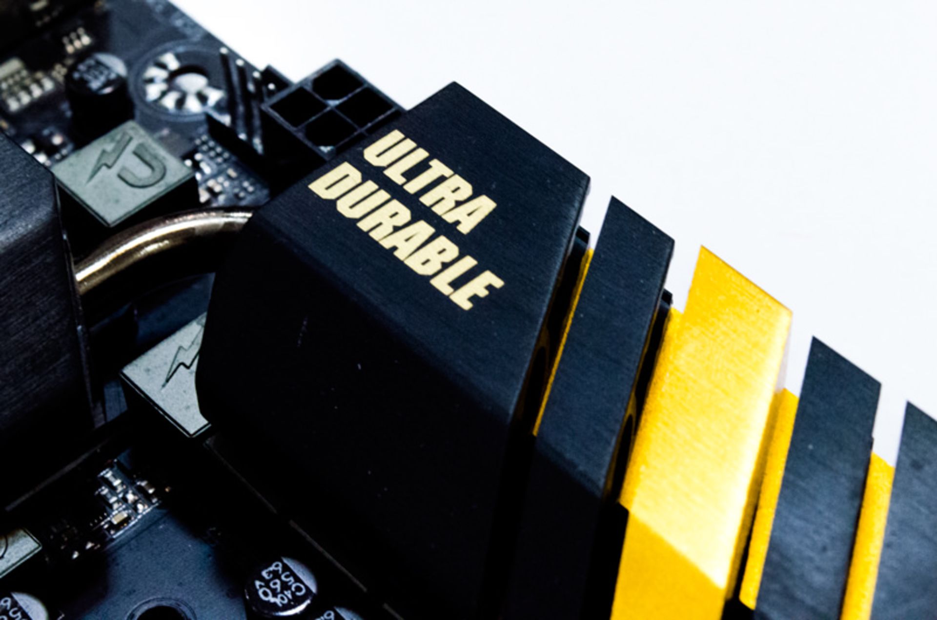 مادربورد گیگابایت