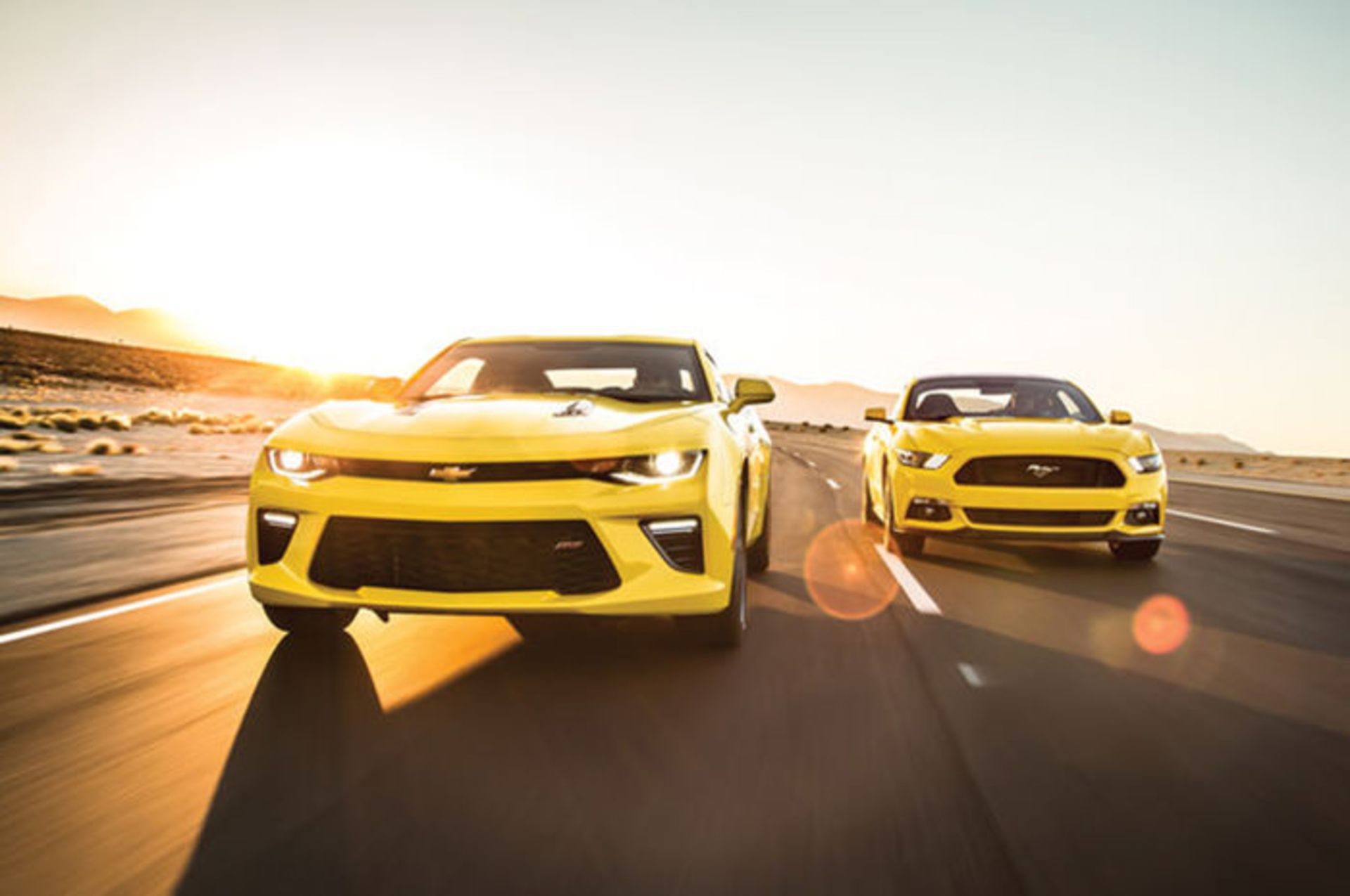 موستانک در برابر کامارو