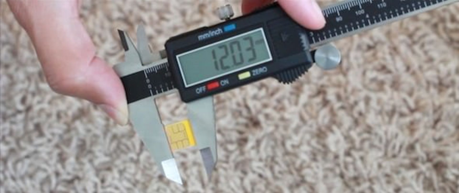 Convert-Micro-SIM-to-Nano-Digital-Caliper-e1347657056762