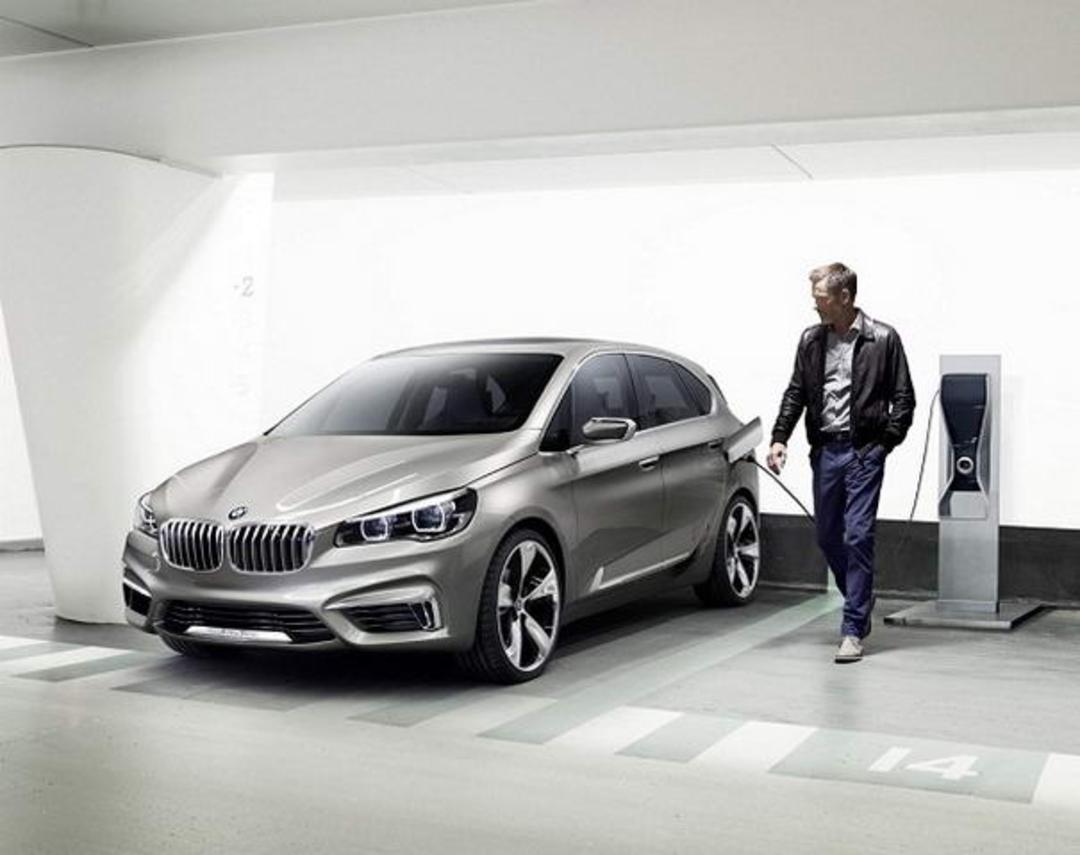 BMW-Active-Tourer-Concept-1