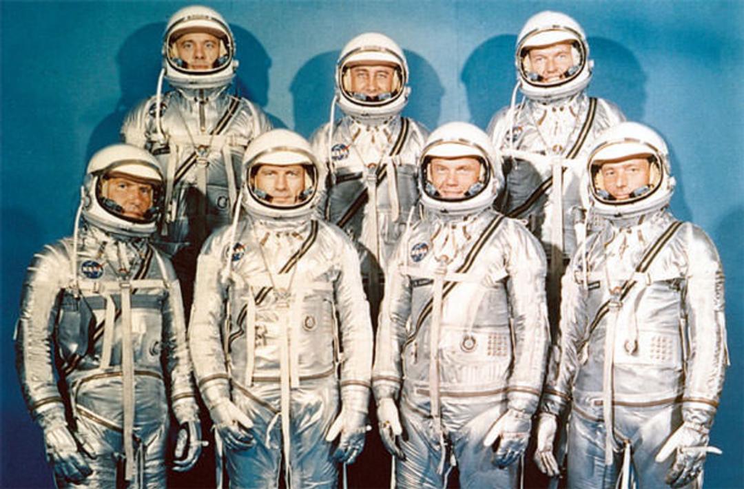 nasa-spacesuits-history-02-670x440-130503
