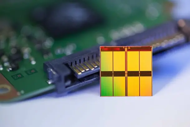 NAND