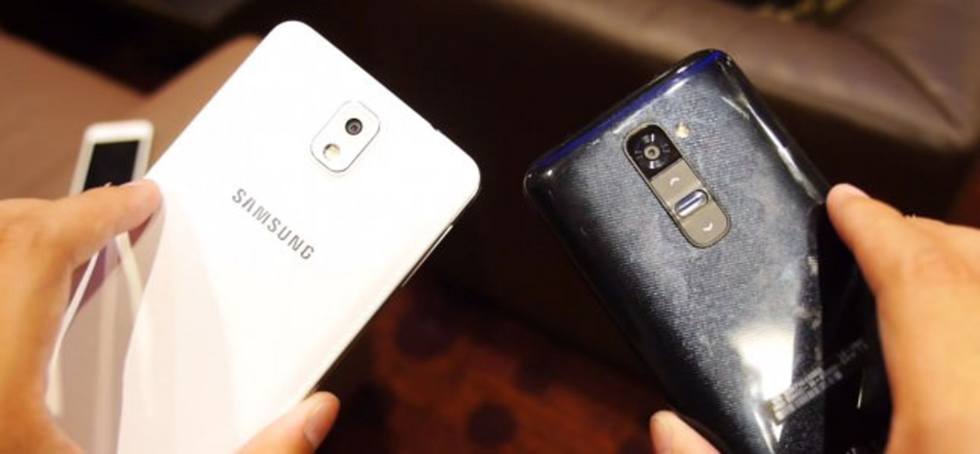 Samsung-Galaxy-Note-3-vs-LG-G2-rear-2-645x299