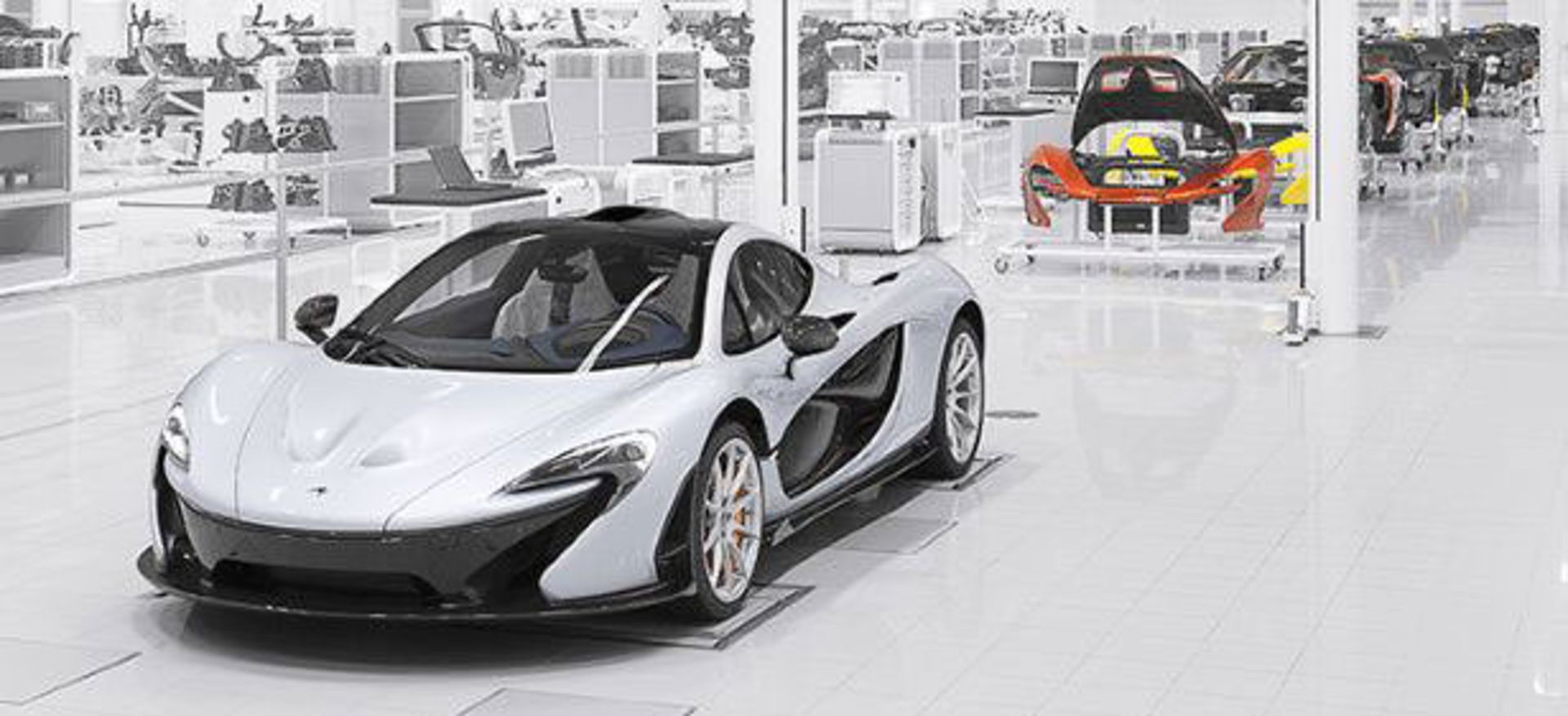 McLaren-P1-figs-mid2