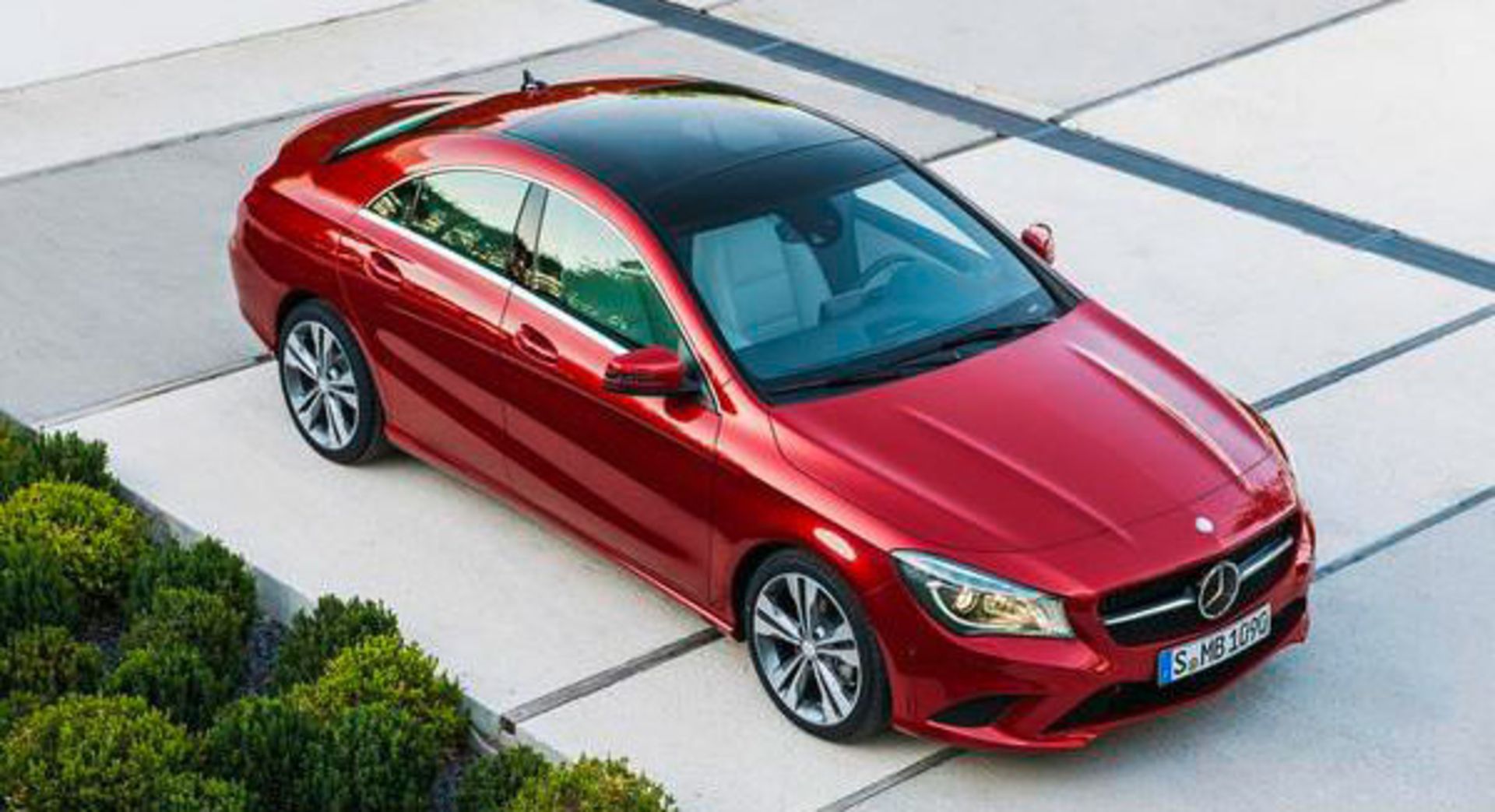 Mercedes-Benz-CLA-250-coupe-1