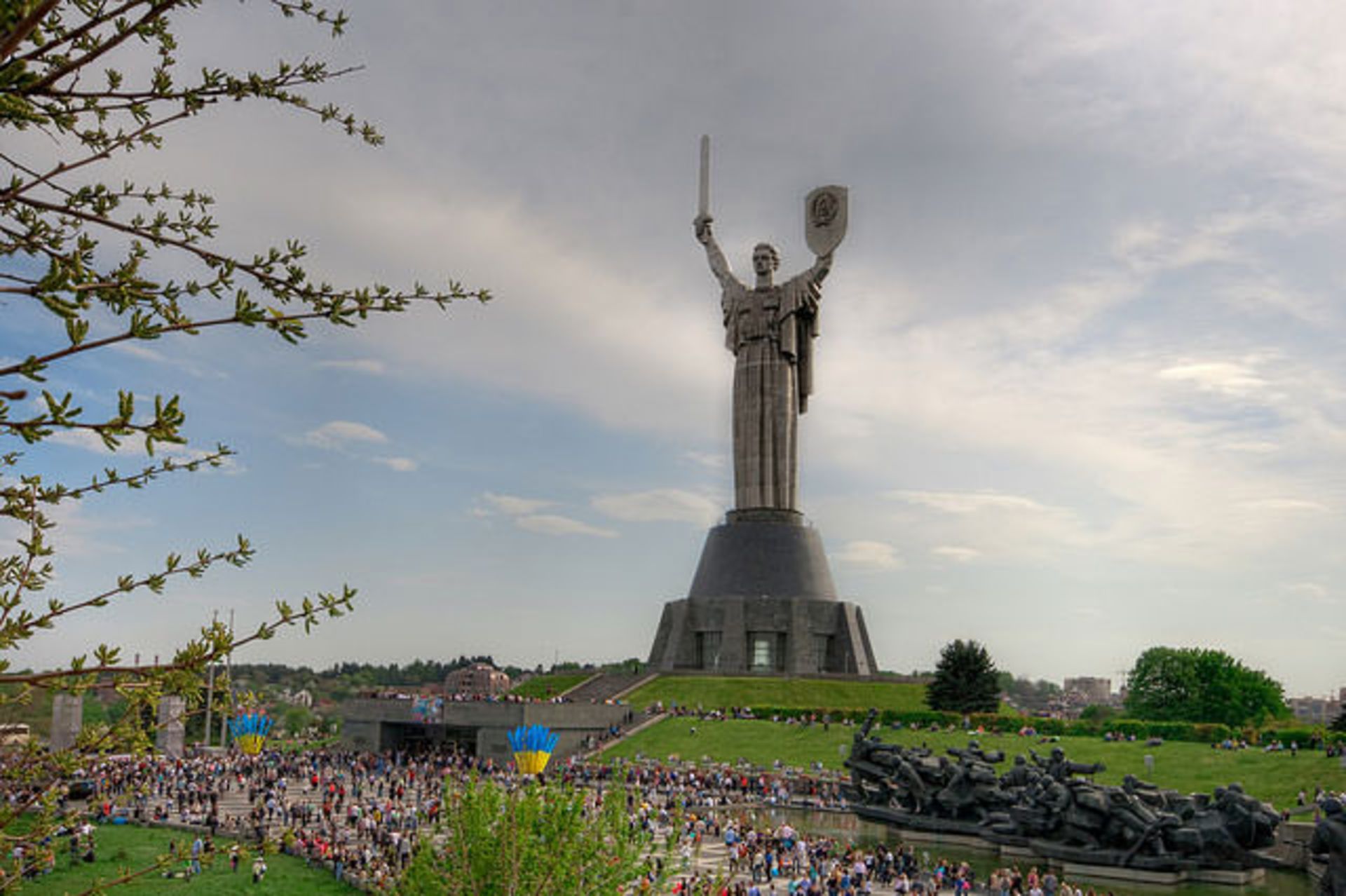largest-statues-1