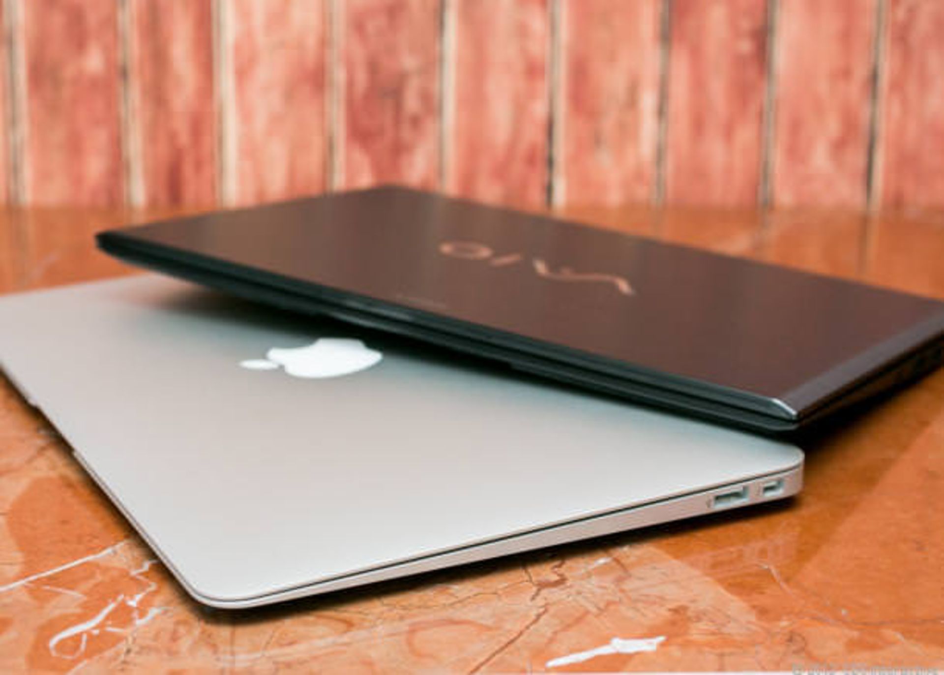 Apple MacBook Air 11-inch 35781454 11 610x436