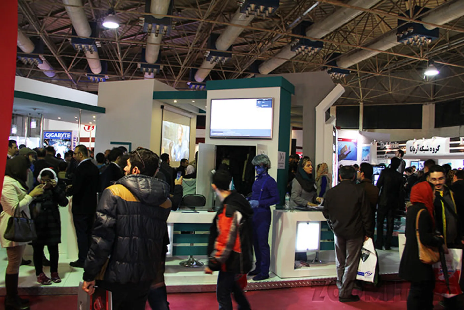 avajang elecomp 2013 zoomit 05