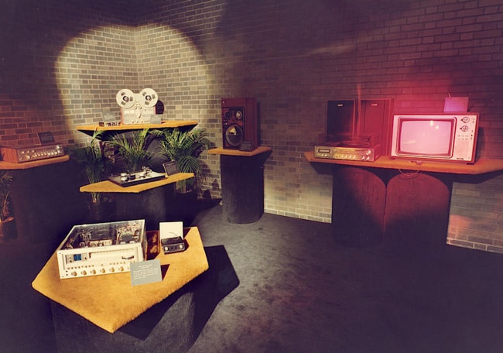 6-1971