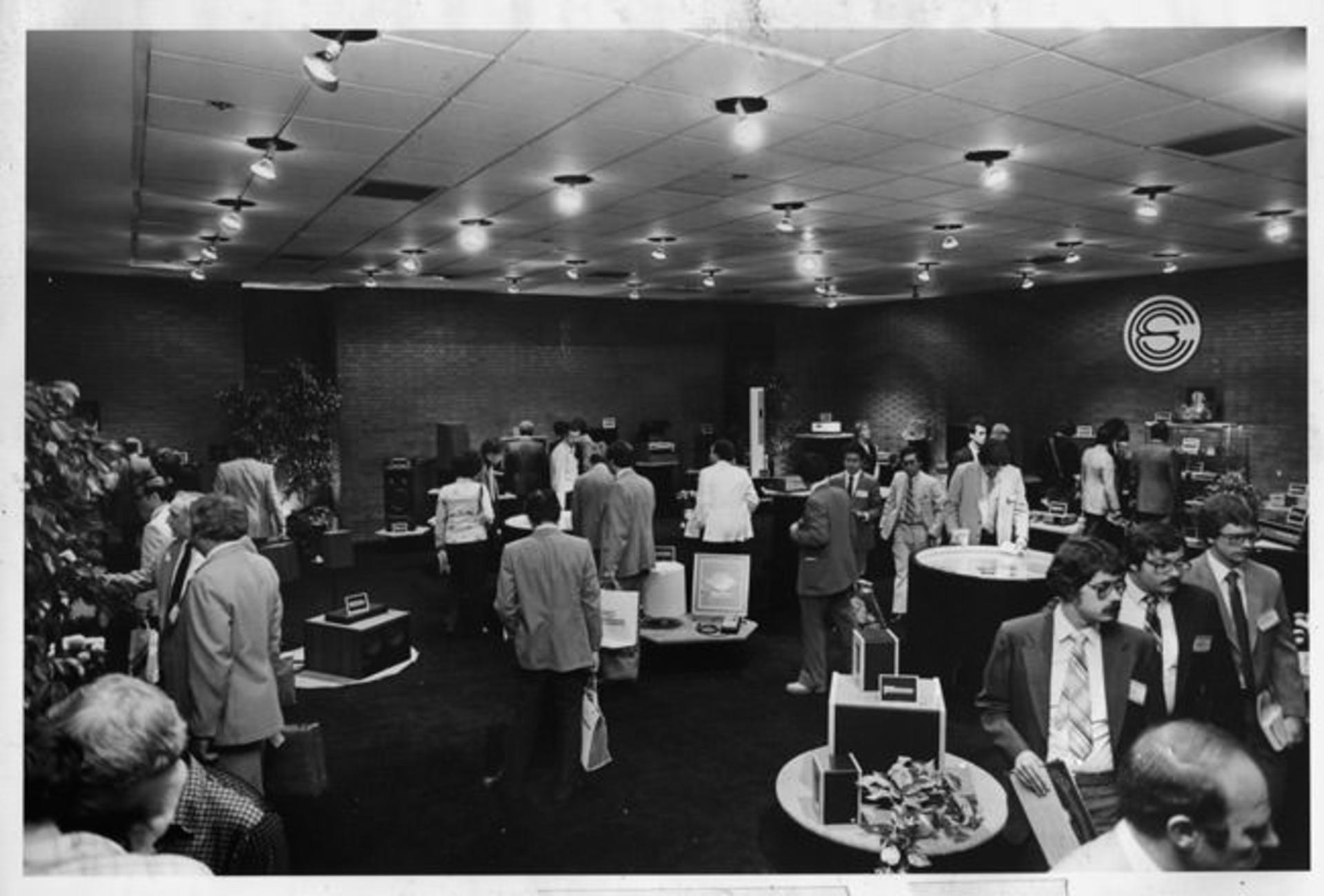 9-1975