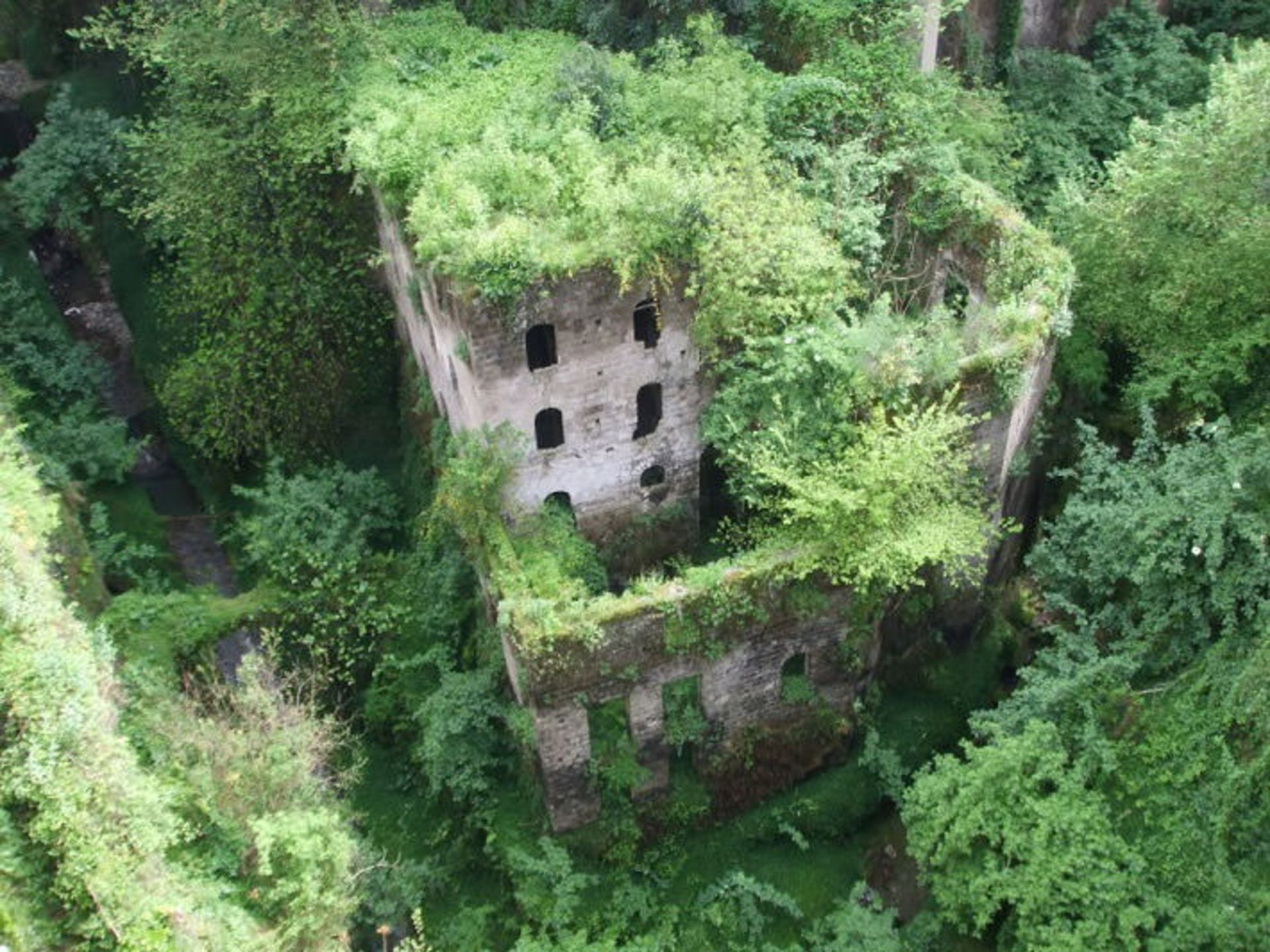 abandoned-places-8