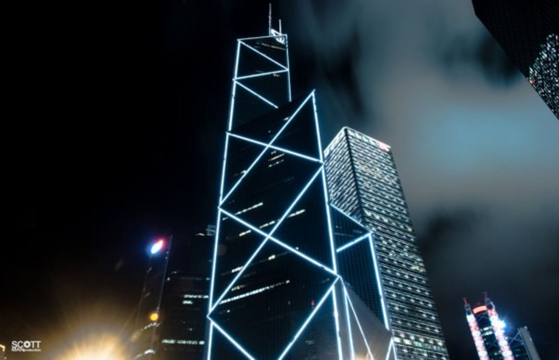 bank-of-china-Scott-Man-600x387