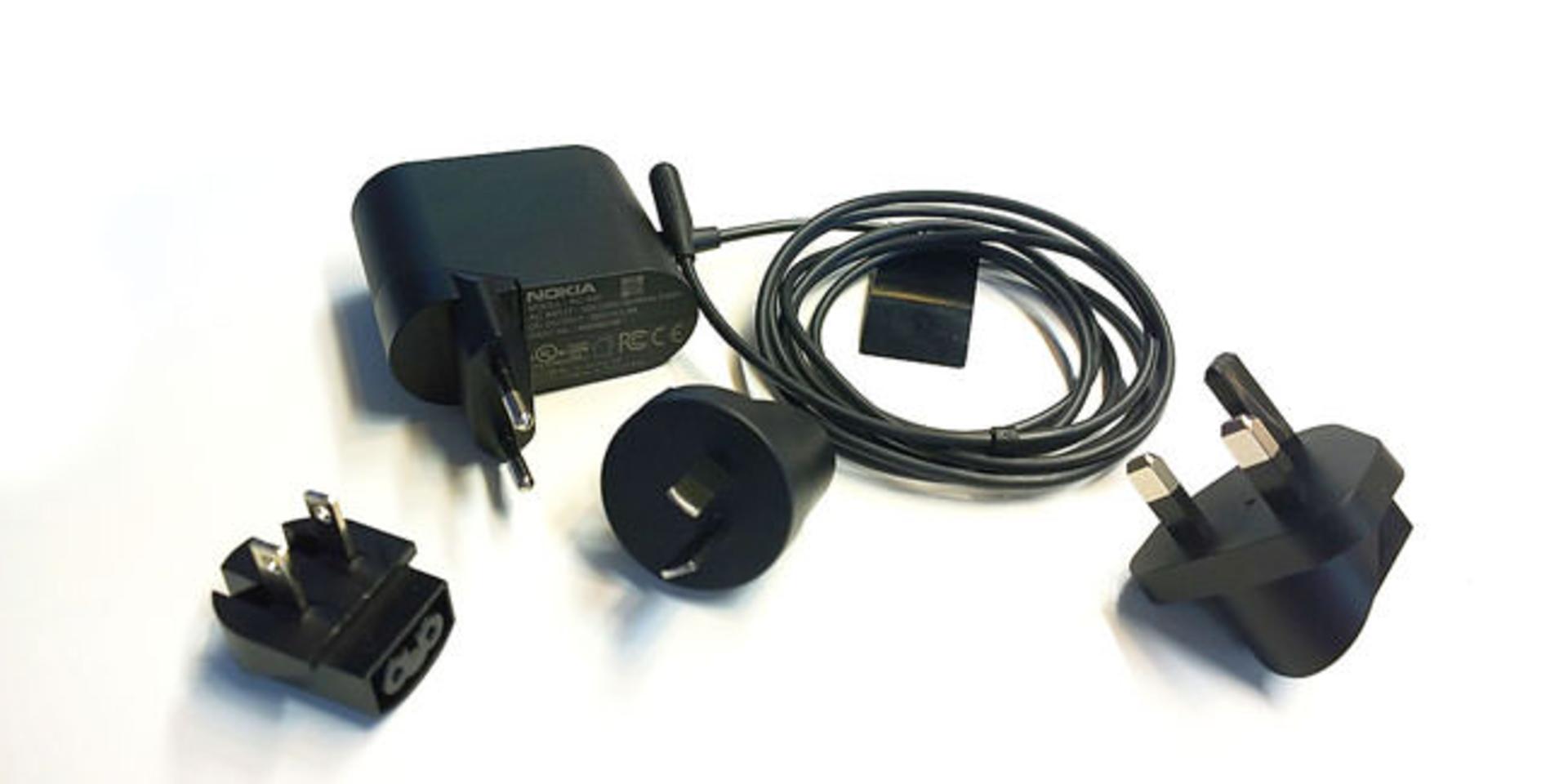 2520charger-v1-2000x1000-j11111pg