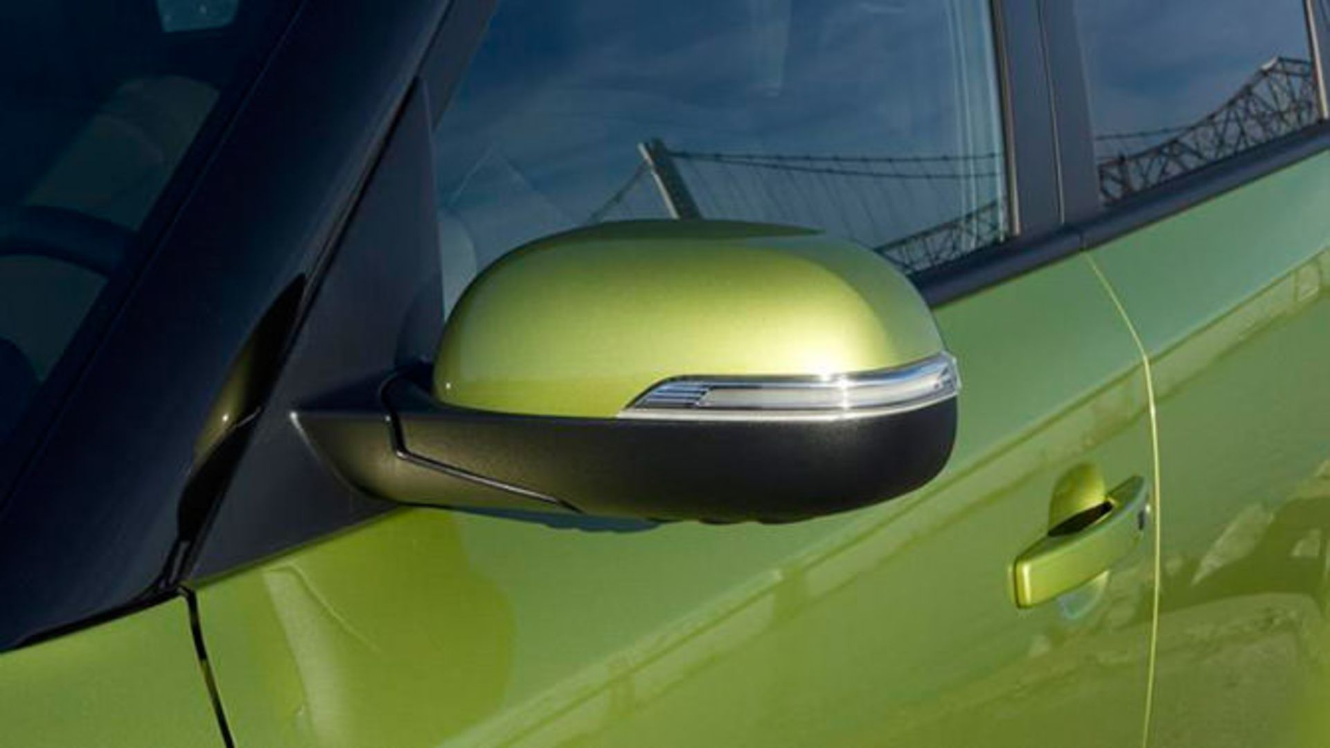 kia-soul-mirror