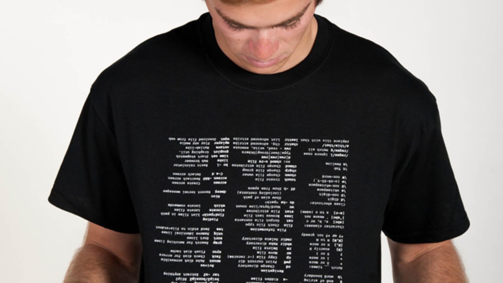 تی شرتی با طرح دستورات لینوکس